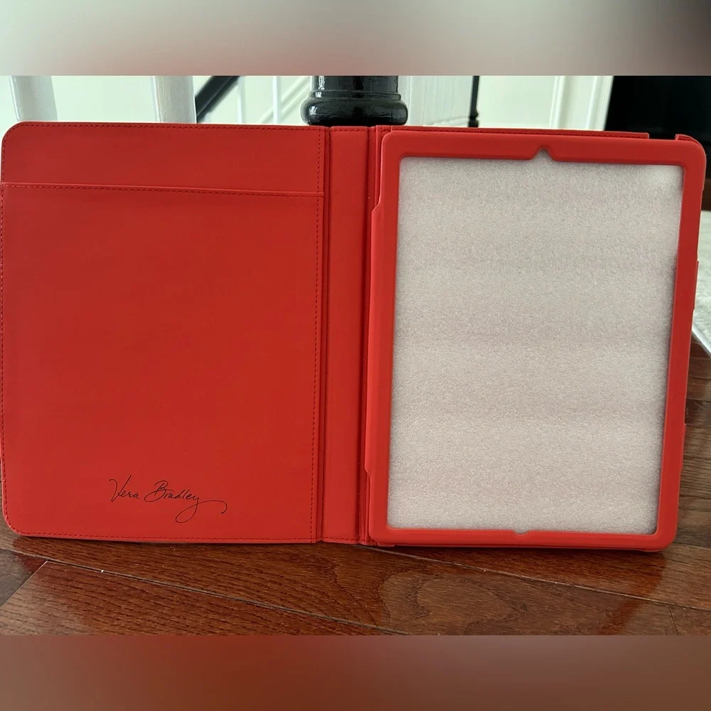 Brand New Vera Bradley Sun Valley Orange/Navy Tablet Folio for IPad 2 & Later